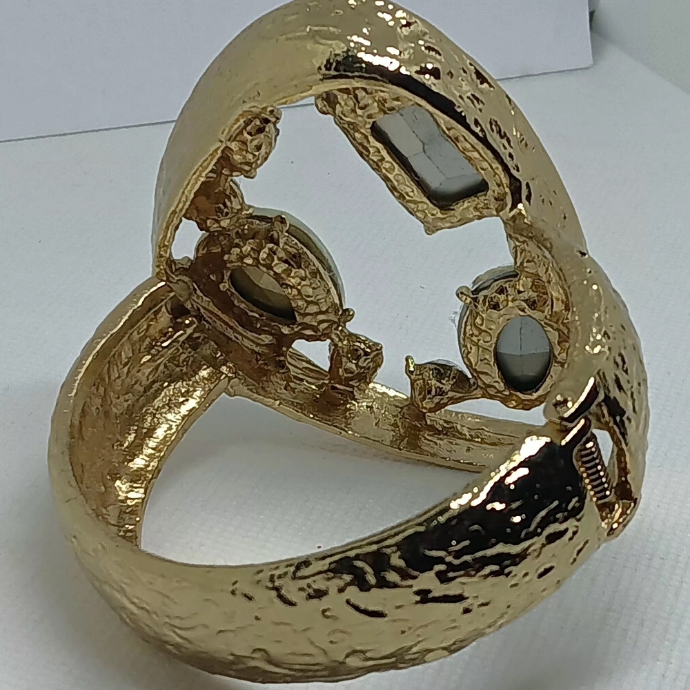 Crazy Crystal Statement Goldtone  Gemstone Clip Hinge Bracelet - Picture 7 of 12